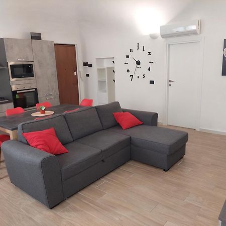 Novi Outlet Apartment Novi Ligure Exterior photo